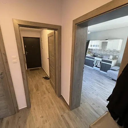 Dom Na Skraju Lasu