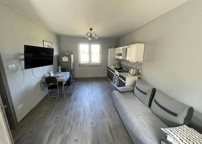 Dom Na Skraju Lasu Dom wakacyjny *